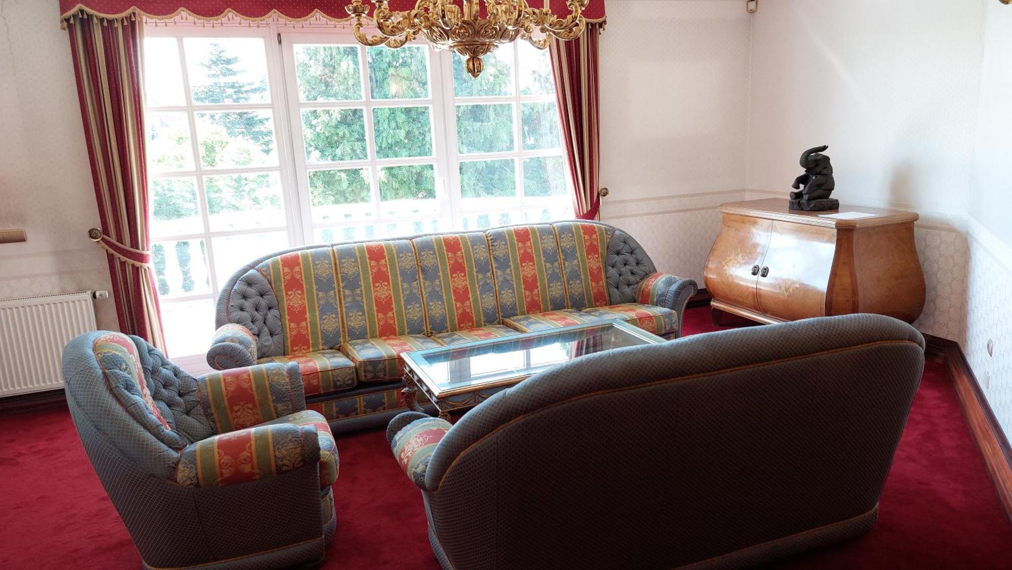 Castle Garden *** Apartment Szombathely Ngoại thất bức ảnh